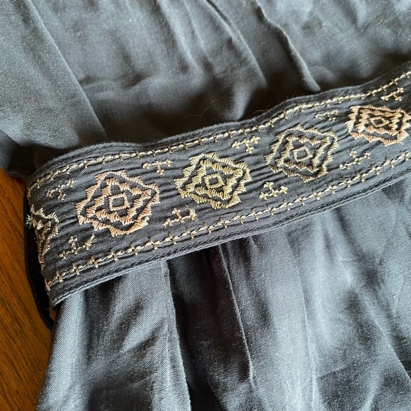 ModCloth Summer dress with lace and embroidery - Picture 3 of 7